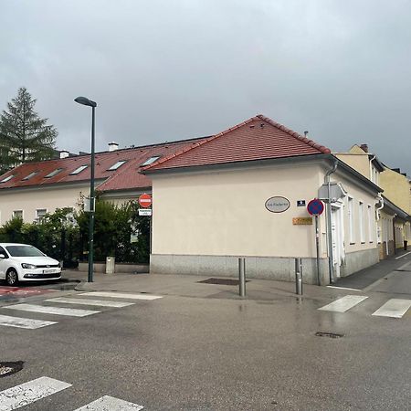 Terrasse Wohnungen Mit Parking In Zentrum Baden Exterior foto
