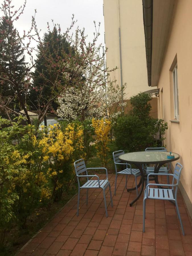 Terrasse Wohnungen Mit Parking In Zentrum Baden Exterior foto